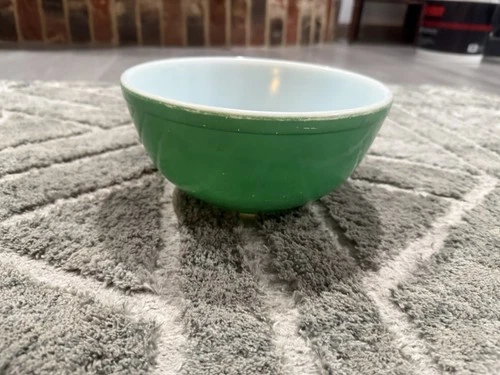 PYREX 403 Green Mixing Nesting Bowl 2½ qt Primary Colors Vintage Made In USA