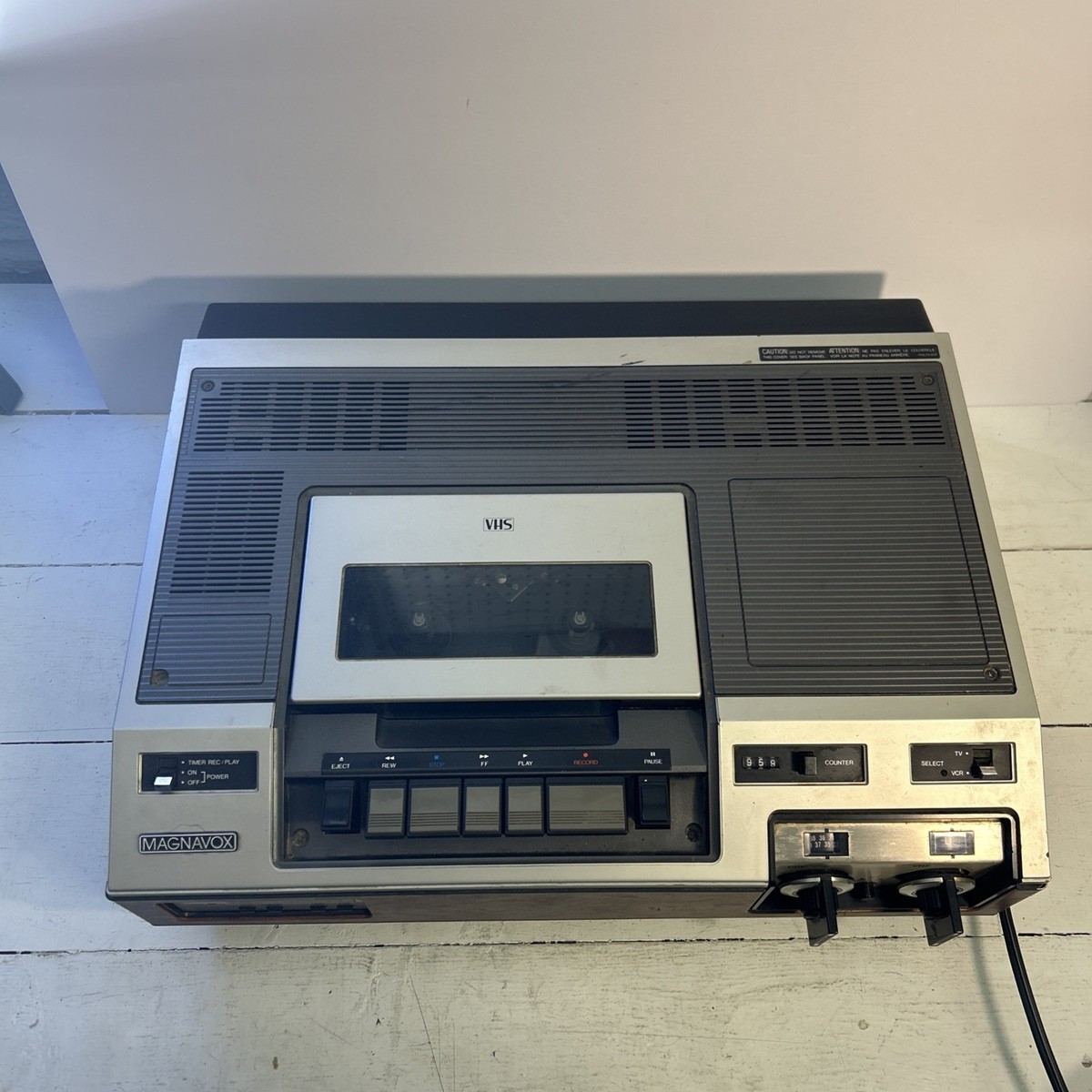 Rare Vintage Magnavox Top Loading VHS/VCR Model VR8310BK01 & Clock