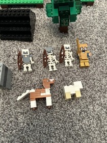 LEGO Minecraft: The Fortress 21127 Used Complete set! and manuals