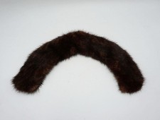 Natural Collar Genuine Fur 1950's 1960's