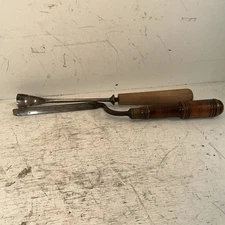 Two Rare Vintage DR Barton Wood Carving Gouges #30 #18 # 1832 Made in USA