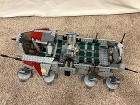 LEGO Star Wars:  (10195) Republic Dropship with AT-OT Walker 1758 pieces****
