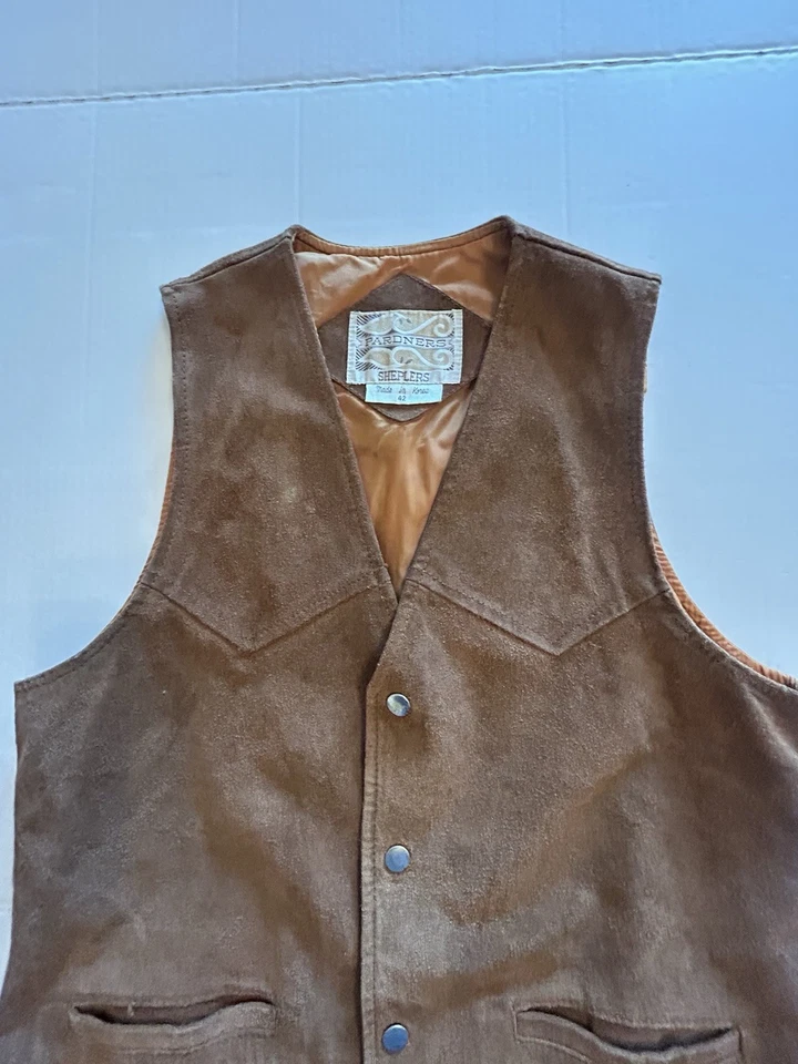 De Colección Sheplers Partners Hombres 42/L Chaleco Occidental Marrón Gamuza A Presión Vaquero Rancho Rodeo Foto 3 de 4