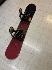 Vintage GNU GT Snowboard 144cm With Santa Cruz  Adjustable Bindings Very Nice Se