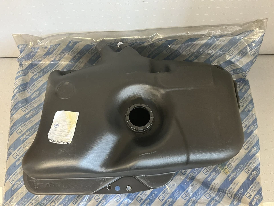 5987744 SERBATOIO TANICA BENZINA ORIGINALE PFIAT UNO 1989-95 R89 900-1.0-1.1 - Immagine 3 di 4