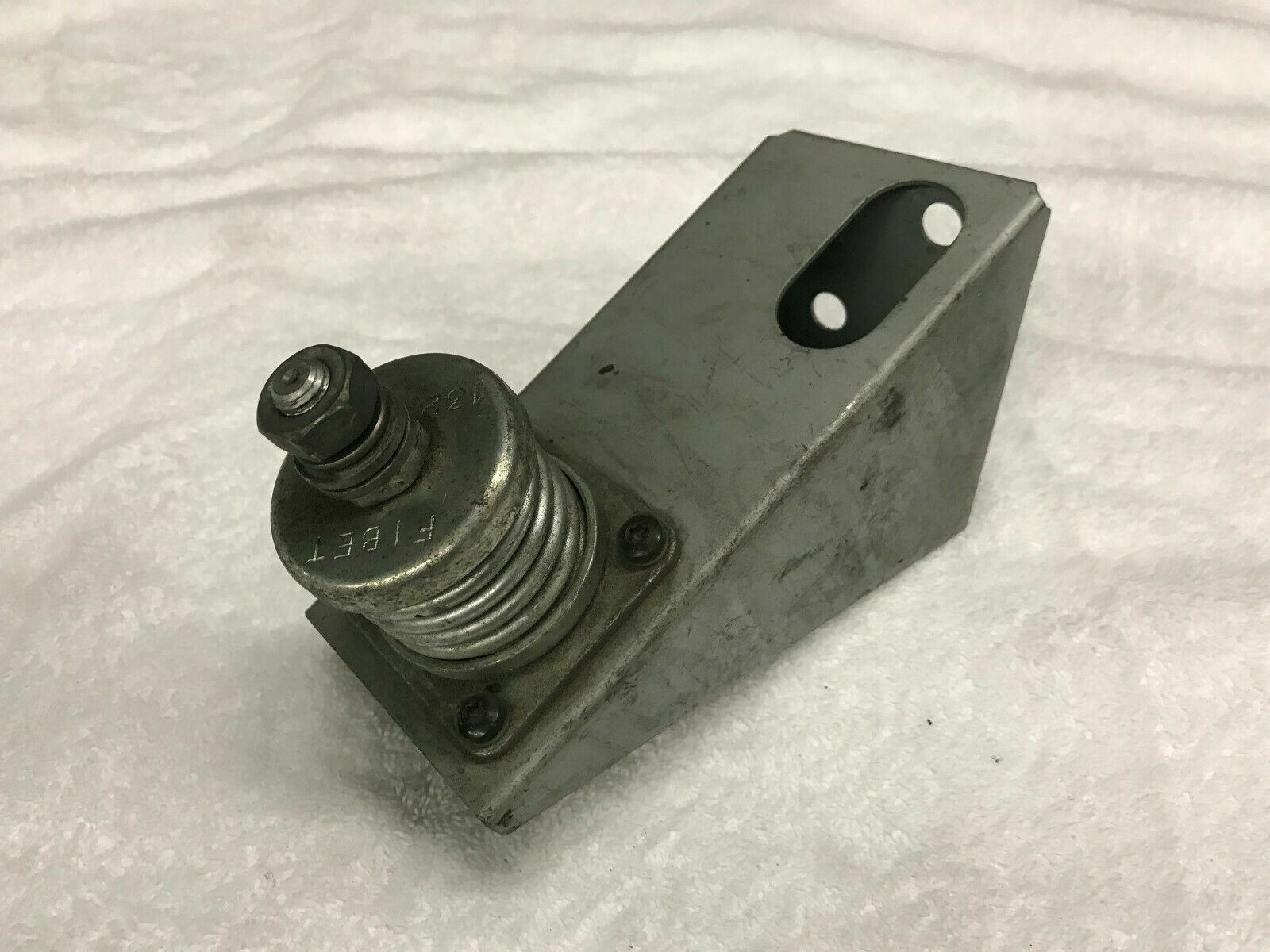 LAMBORGHINI GALLARDO DRIVER LEFT EXHAUST BRACKET MOUNT W/ SUPPORT OEM 400253323