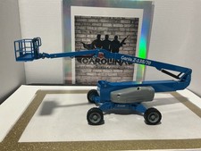 1:32 GENIE Z 135/70 BOOM LIFT  [NO BOX]
