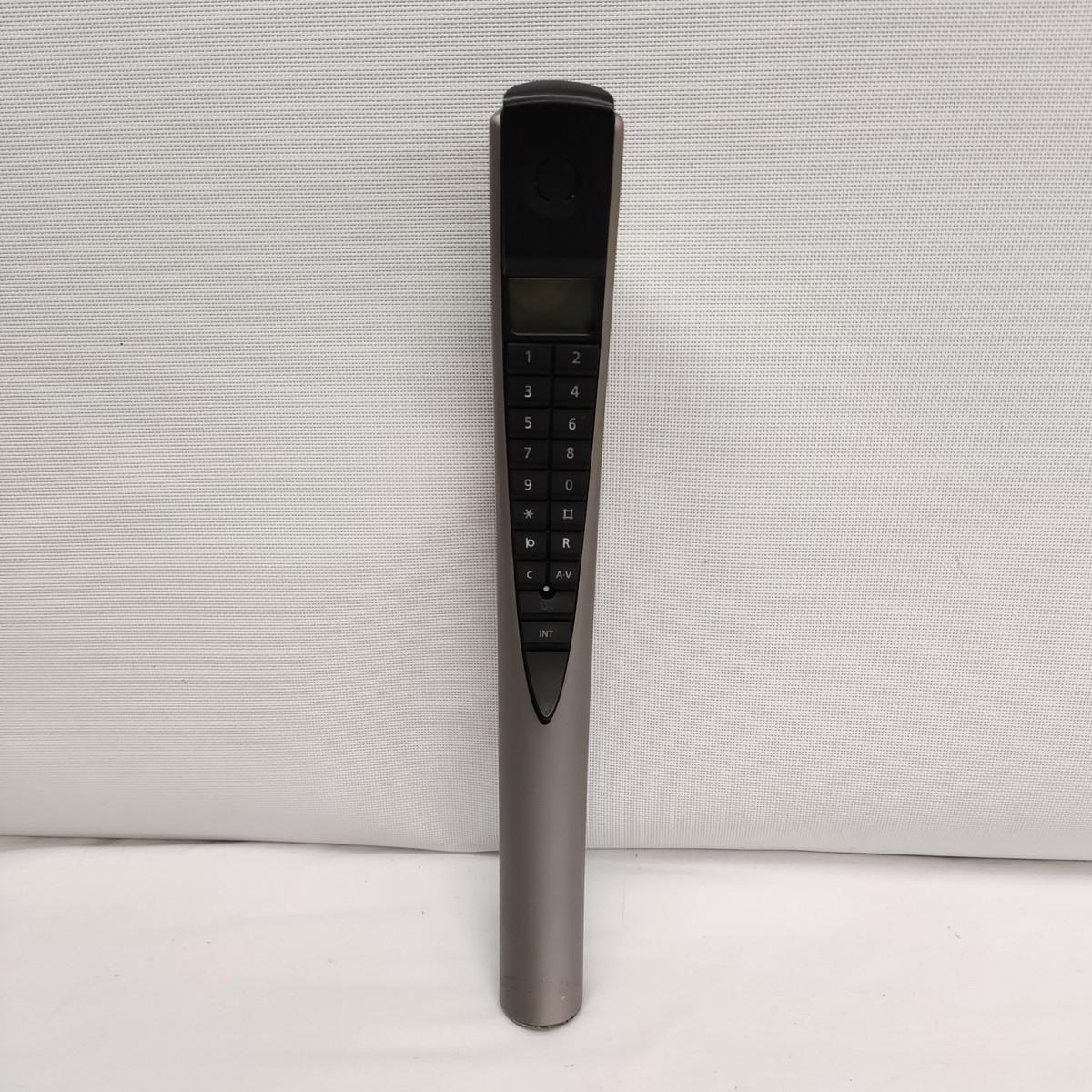 BANG AND OLUFSEN BEOCOM 2 CORDLESS BANANA PHONE HEADSET ONLY