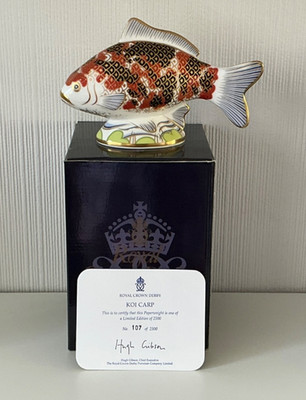 Royal Crown Derby - Briefbeschwerer - Koi Karpfen - Limited Edition 107/2500 - Gold