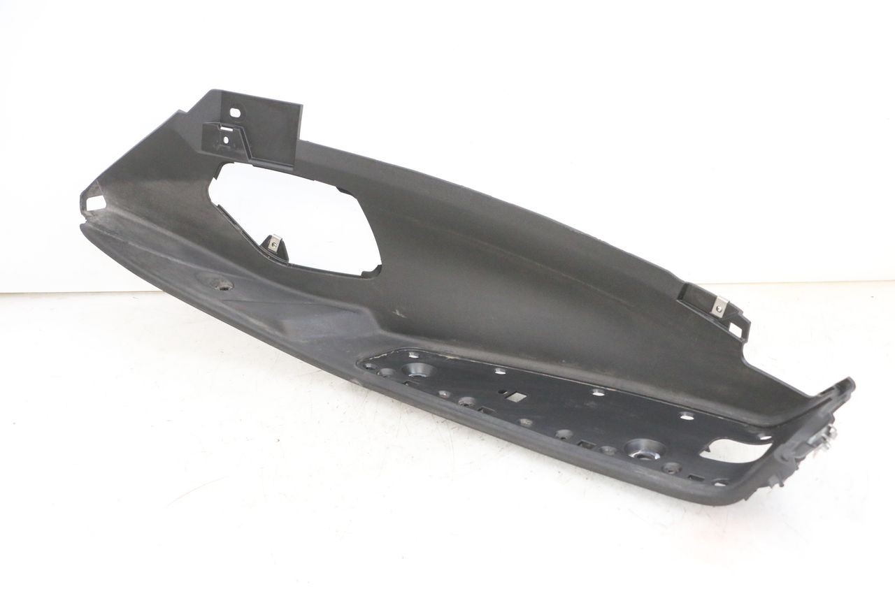RIGHT FLOOR PANEL - PIAGGIO MP3 500 (2016 - 2018)