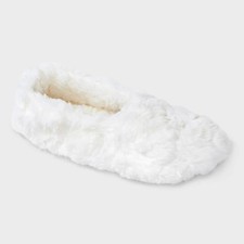 Auden Faux Fur Pull On Slipper Socks Cozy Gripper Bottoms Ivory S/M 5-7 NEW