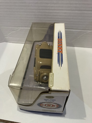 Matchbox Dinky DY5-C 1950 Ford V8 Pilot Saddlewood Boxed - Picture 5 of 24