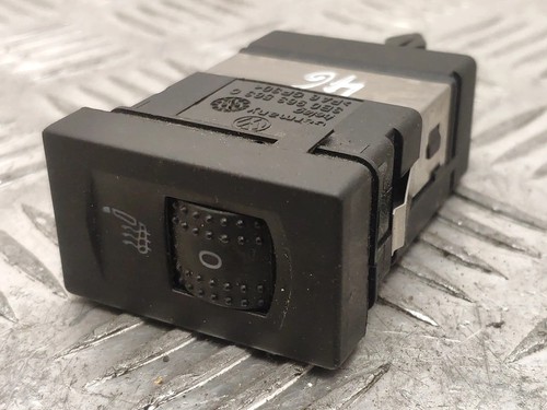 VW PASSAT B5 3B3 Schalter sitzheizung 3B0963563C 1.90 Diesel 96kw 2003 13841228