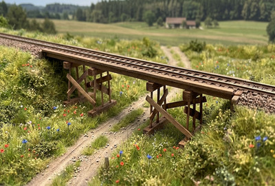 Spur H0 Holzbrücke Trestle Bridge Brücke Bockbrücke Echtholz Länge 24 cm