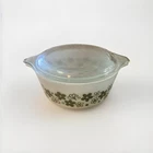 Vtg. Pyrex Crazy Daisy Spring Blossom Green #472 1 1/2 Pint Covered Dish W/Lid