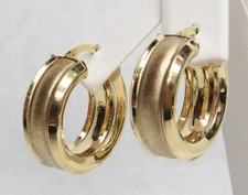 VINTAGE 14K GOLD 7/8" PUFFY HOOP EARRINGS