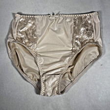 Bali Pretty Ivory Stretch Brief Panties w/Bow and Lace Insets. Size XL/8