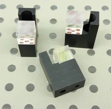 Thorlabs 1/2"  Polarizing Beamsplitter Cube 900 – 1300nm w/ Laser Optic Mount 