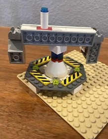 Lego 6454 System Countdown Corner & Lego 6455 Space Simulation Station