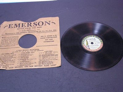1916-Emerson 7 '' double faced  # 7104-Mother Machree/Can't You Hear Me Calling