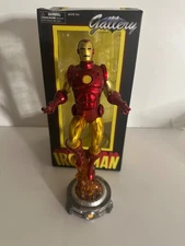 Iron Man Marvel Gallery Diamond Select Diorama 12 inch Statue