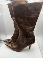 Brown Leather Knee High Boots Size 10M Pointed Toe Side Zip Heels