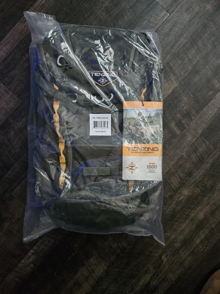 Tenzing Outdoors Day Pack - 1500 Cubic Inch - Image 2 of 4