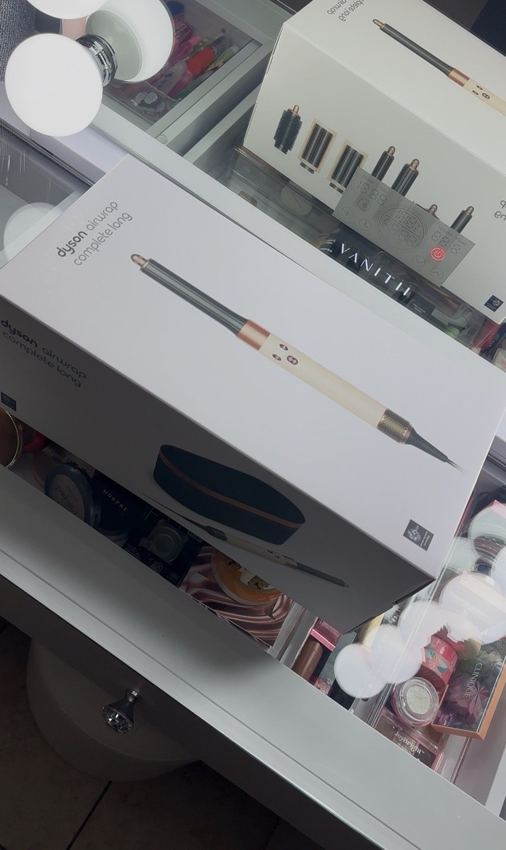 Dyson Airwrap Complete Long - White with Gold Accents Dyson Airwrap i.d. Multi-styler Curly+Coily | Ceramic Pink  main image 4