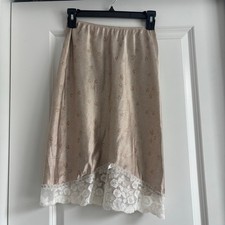 Vintage Wacoal Cream Lace Trim Half Slip Made in USA Size Small Dotted