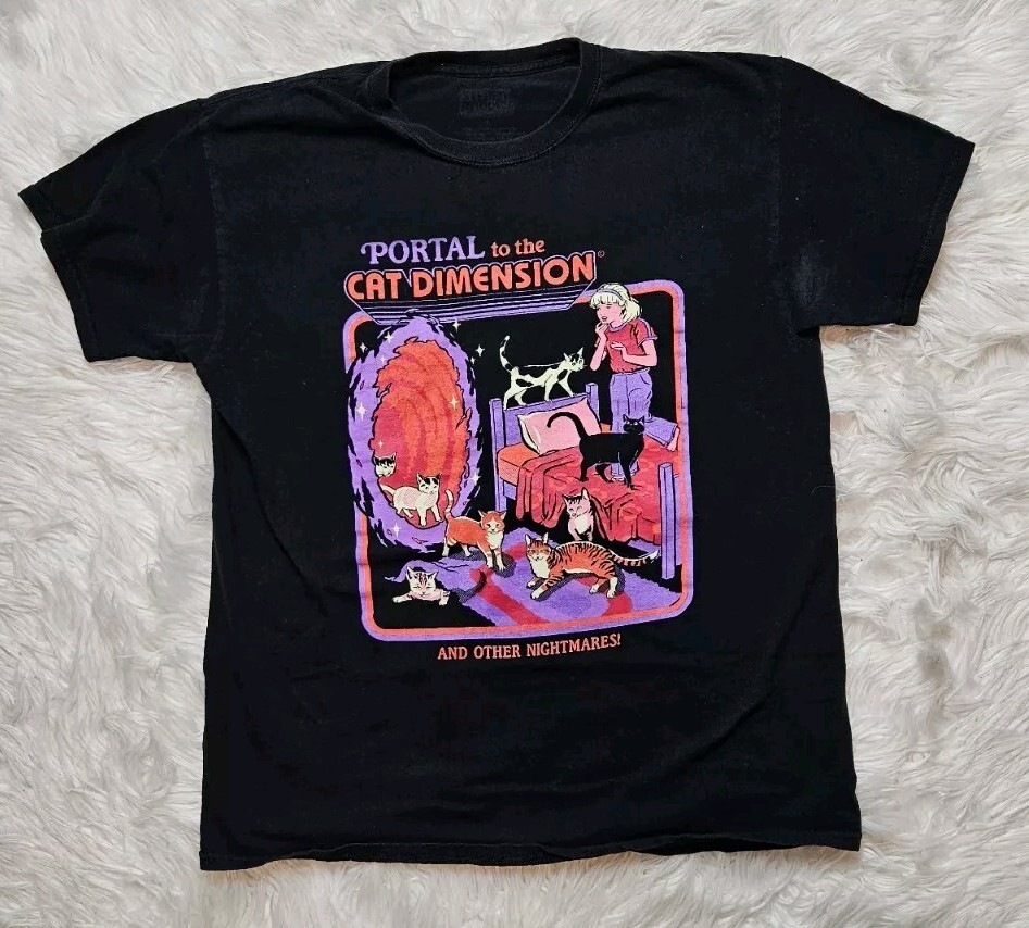 ALTRA Maglietta Rumwe Steven Rhodes Portal to the Cat Dimension & Other Nightmare grande