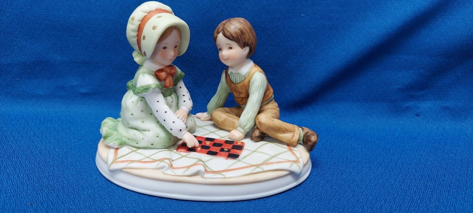 Holly Hobbie Vtg Precious Moments Collection Good Friends And Fun Figurine