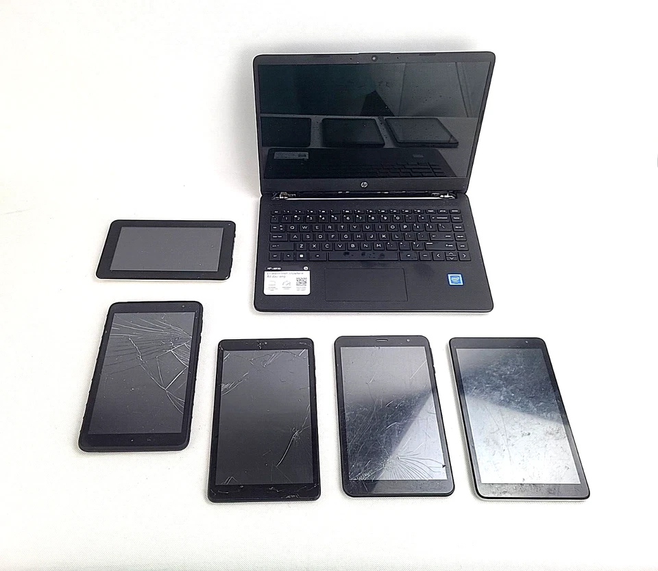 Lote de computadora de laboratorio y tableta HP roto solo para piezas Foto 4 de 4
