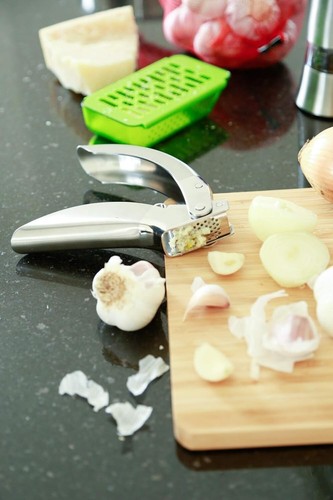 Epicurean Stainless Steel Garlic Press - Effortless and Stylish Kitchen Tool - Picture 9 of 10