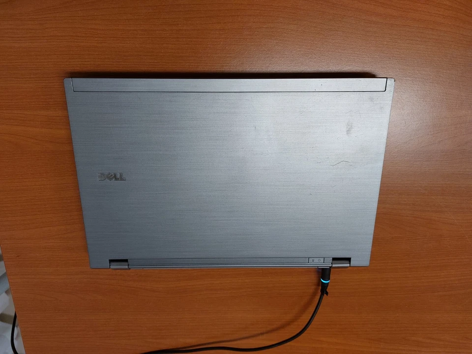 DELL Latitude E4310 , Intel I3  dual core, Portatile Usato - Immagine 4 di 4