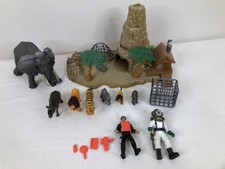 animal planet dark forest playset