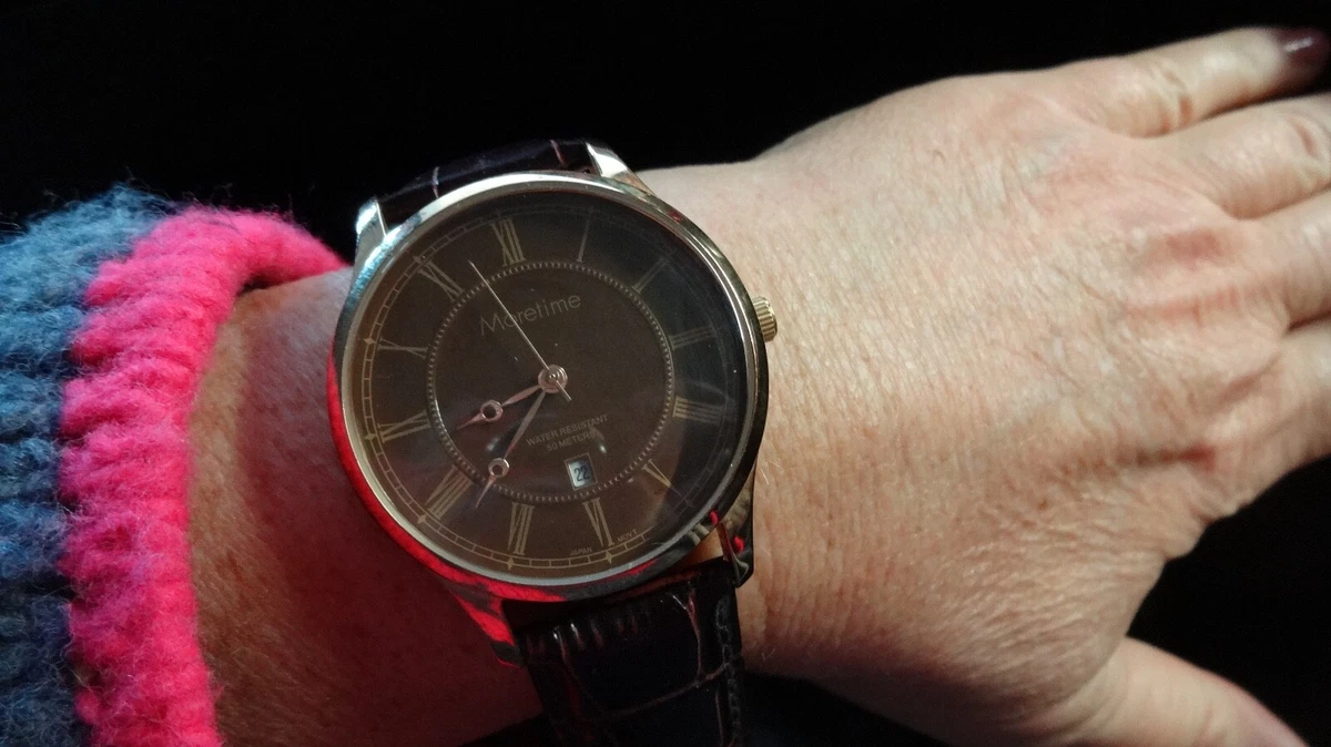 Moretime Quarz Uhr M8377 für Armumfang bis 22 cm rotbraun benötigt 