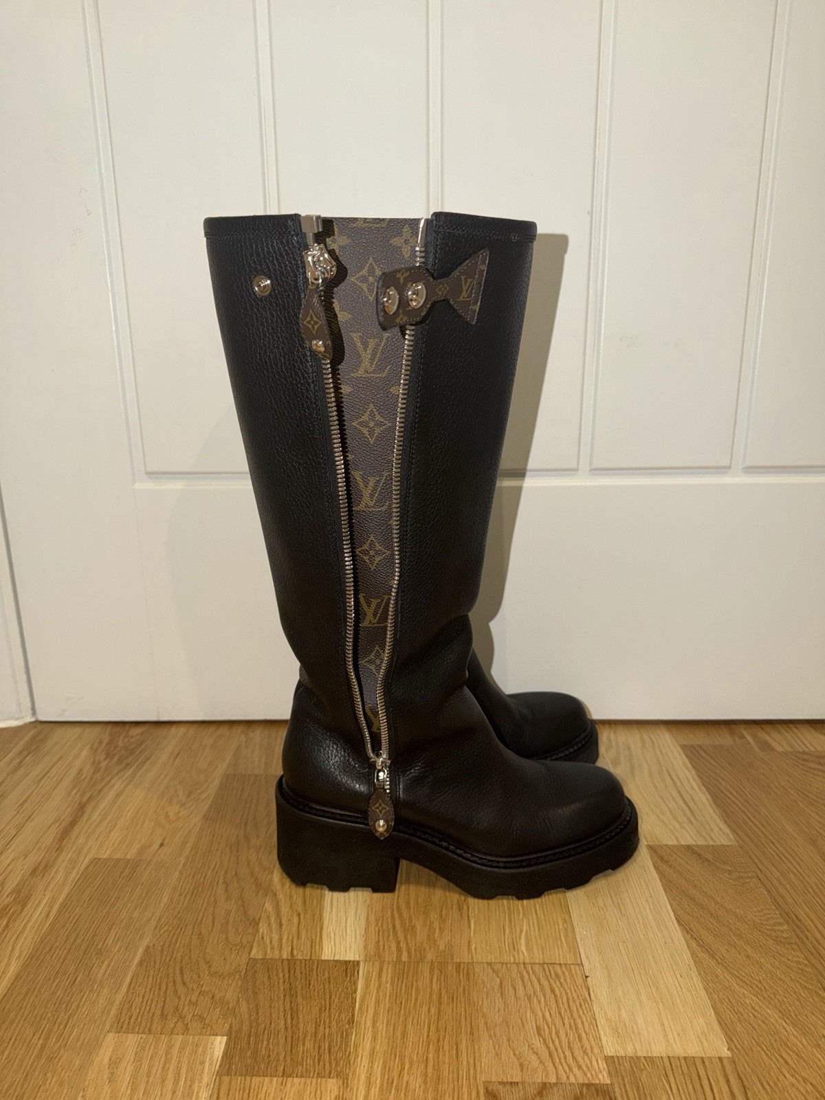 Genuine Louis Vuitton Beaubourg High Biker Boots RRP £1630
