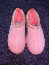 Ugg Tazz Love Australia Slipper Defective