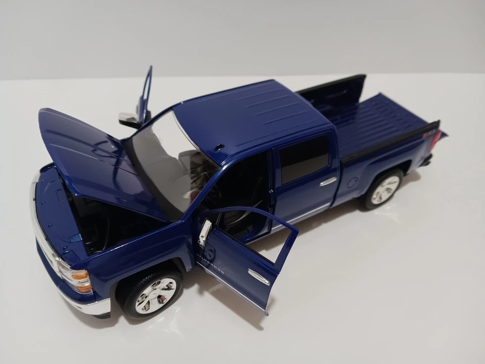 1:24 2014 "Blue Topaz" Silverado LTZ Z71 Crew Cab Pickup Truck, Made by Norscot  - Image 3 of 4