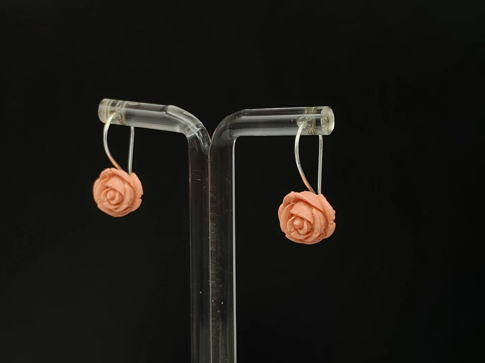 orecchini donna rose in pasta di corallo rosa monachella in argento 925 - Immagine 2 di 4