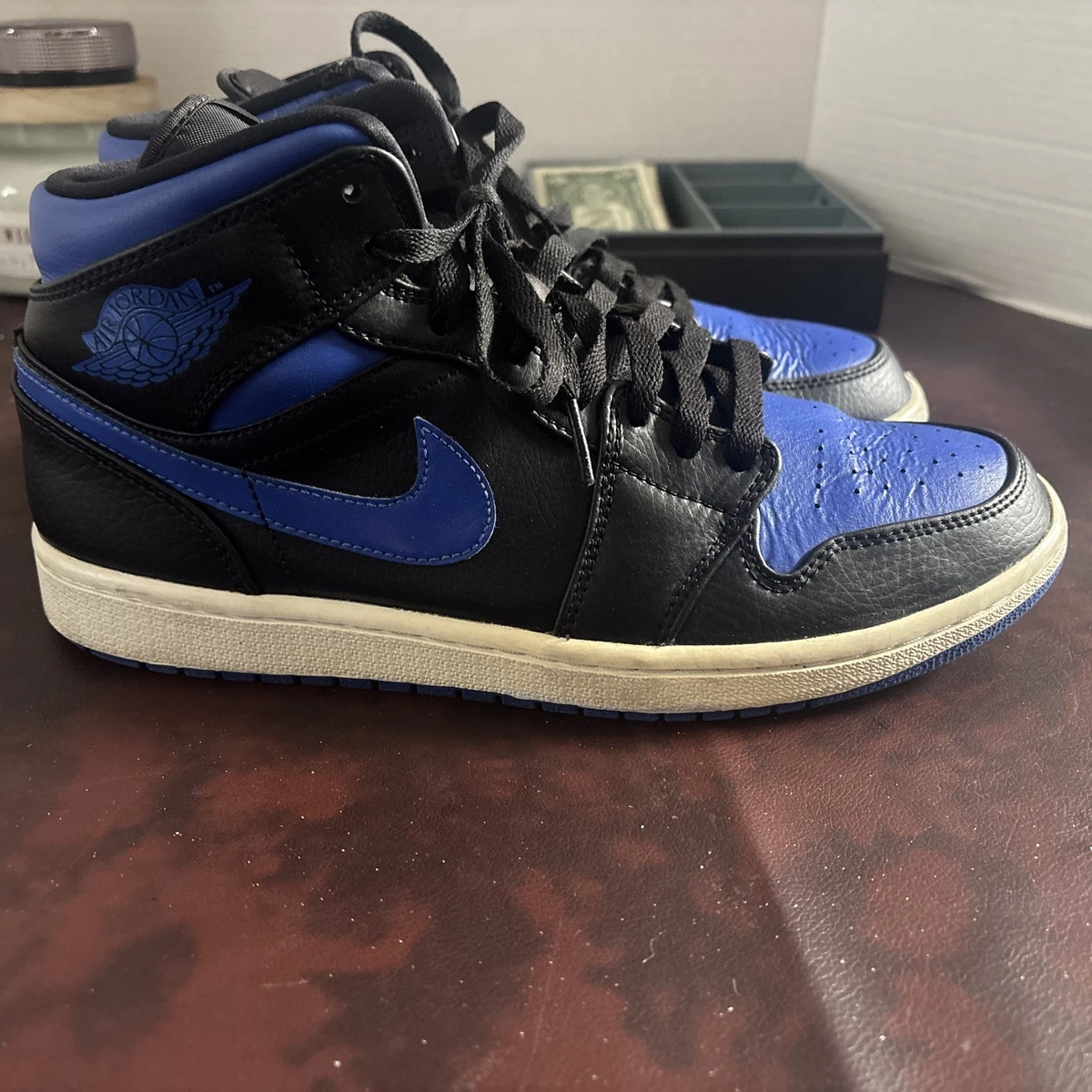 Preços baixos em Jordan 1 Mid Black Hyper Royal | eBay