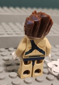Lego MINIFIGURE- Legends Of Chima  Lenox. Loc003.   Lot167