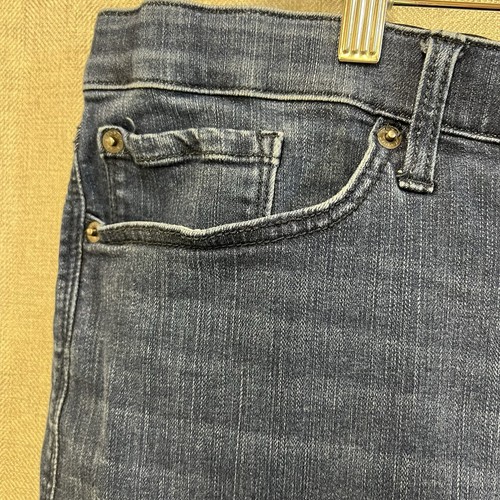 Torrid Denim Stretch Jean Shorts Womens Plus Sz 30W Dark/Medium Wash - Picture 4 of 10