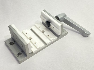 80/20 6833 Double Flange Short High-Cycle Linear Bearing 4-Slot w/ 6800 Brake