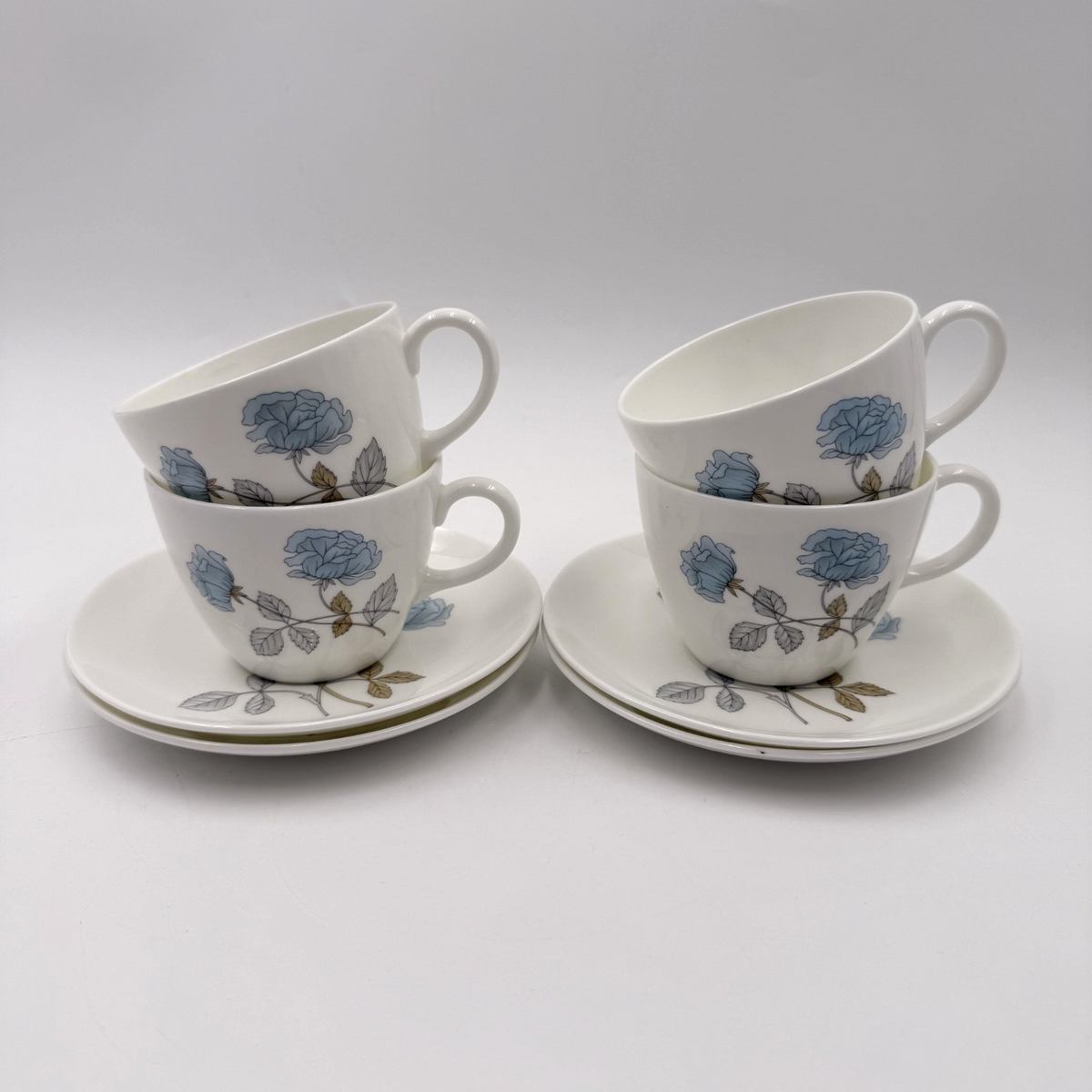 Wedgwood Ice Rose Tea Cup Saucer Set of 4 Bone China Blue Floral 