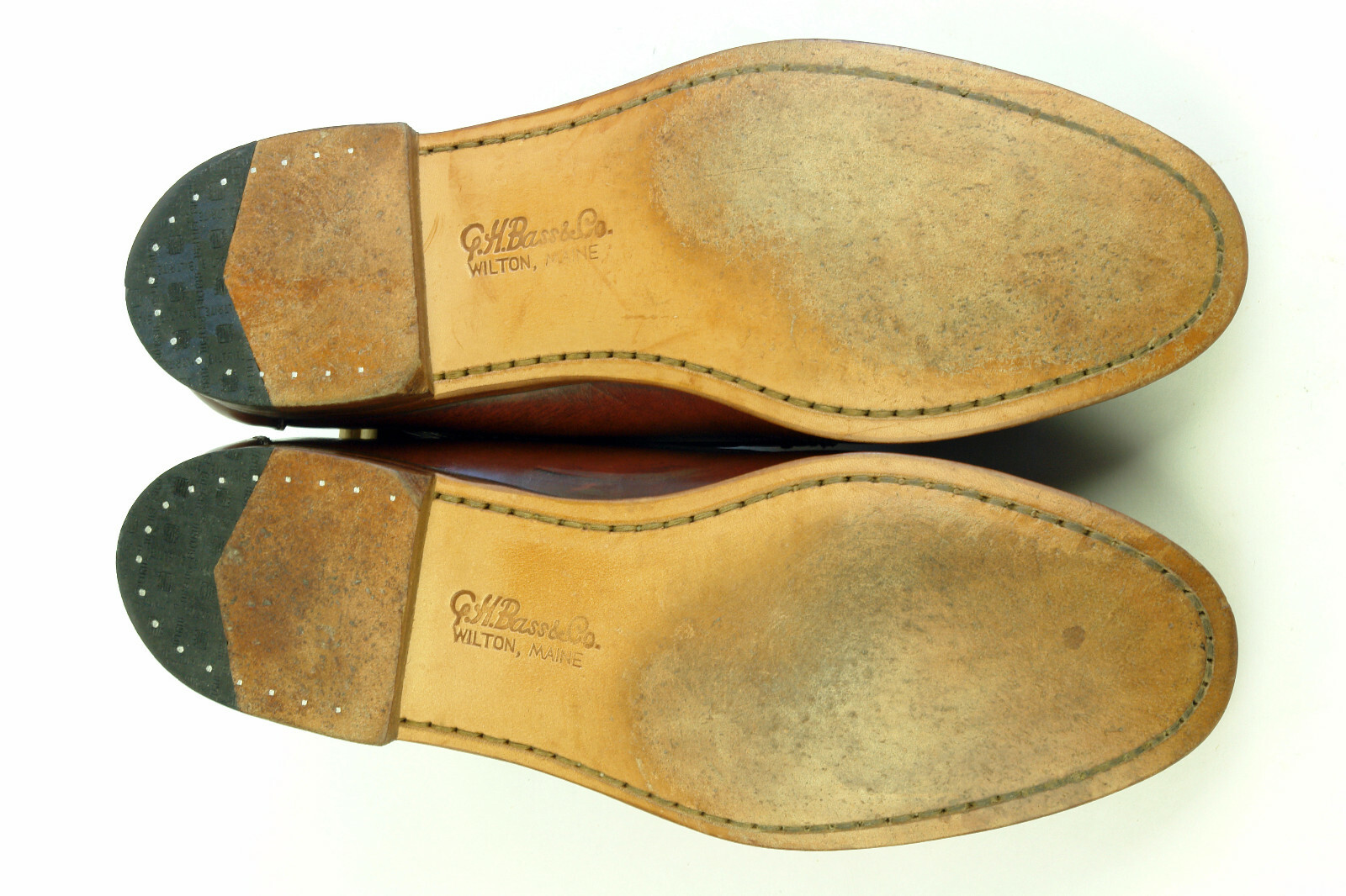 BASS WEEJUNS * WILTON, MAINE * CLASSIC KILTIE LOAFER … Gem