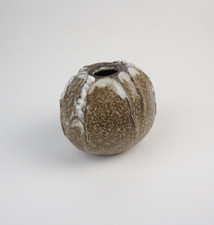 Studiokeramik Vase Abstrakte Form Rund Braun Signiert GH 78 Ca. 11,5 Cm Hoch