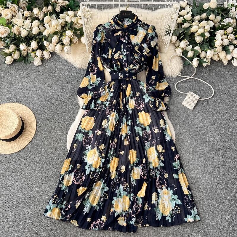 ！トラさん！Pleats collar Chiffon Dress Derby Pleated Chiffon Midi Dress | Tadashi Shoji