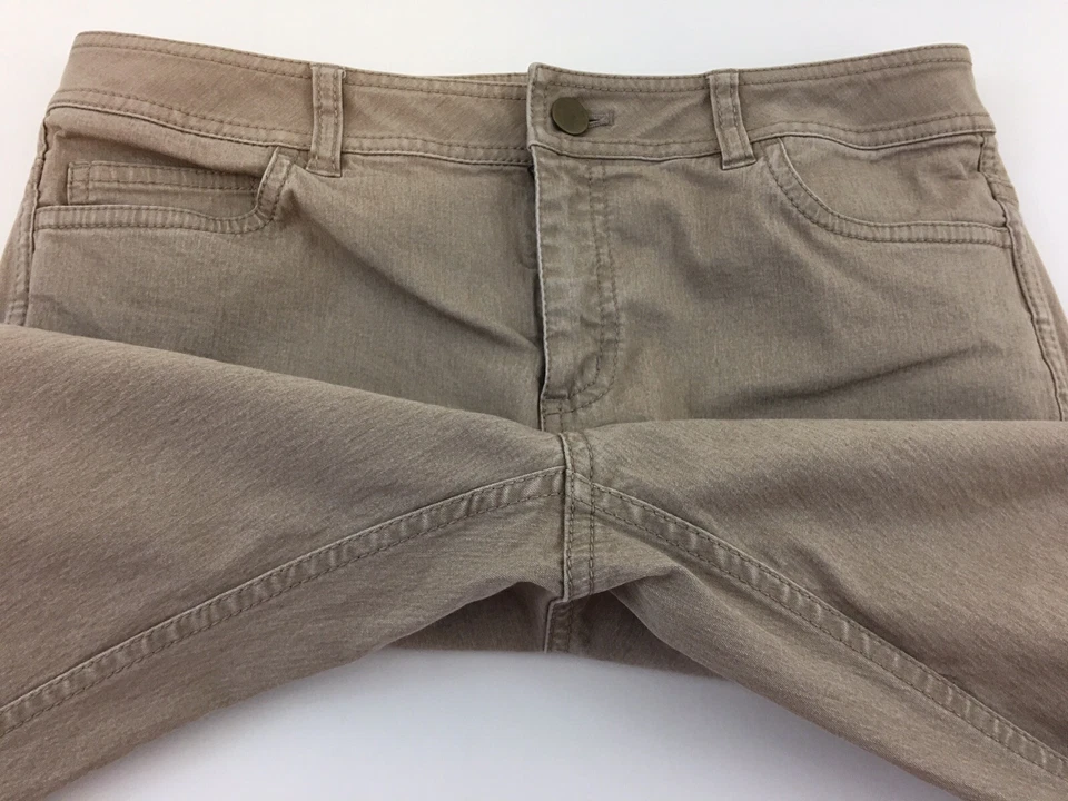 Lafayette 148 New York Jeans Low Rise Women’s Size 2 Skinny Slim 30 Inch Inseam - Image 4 of 4