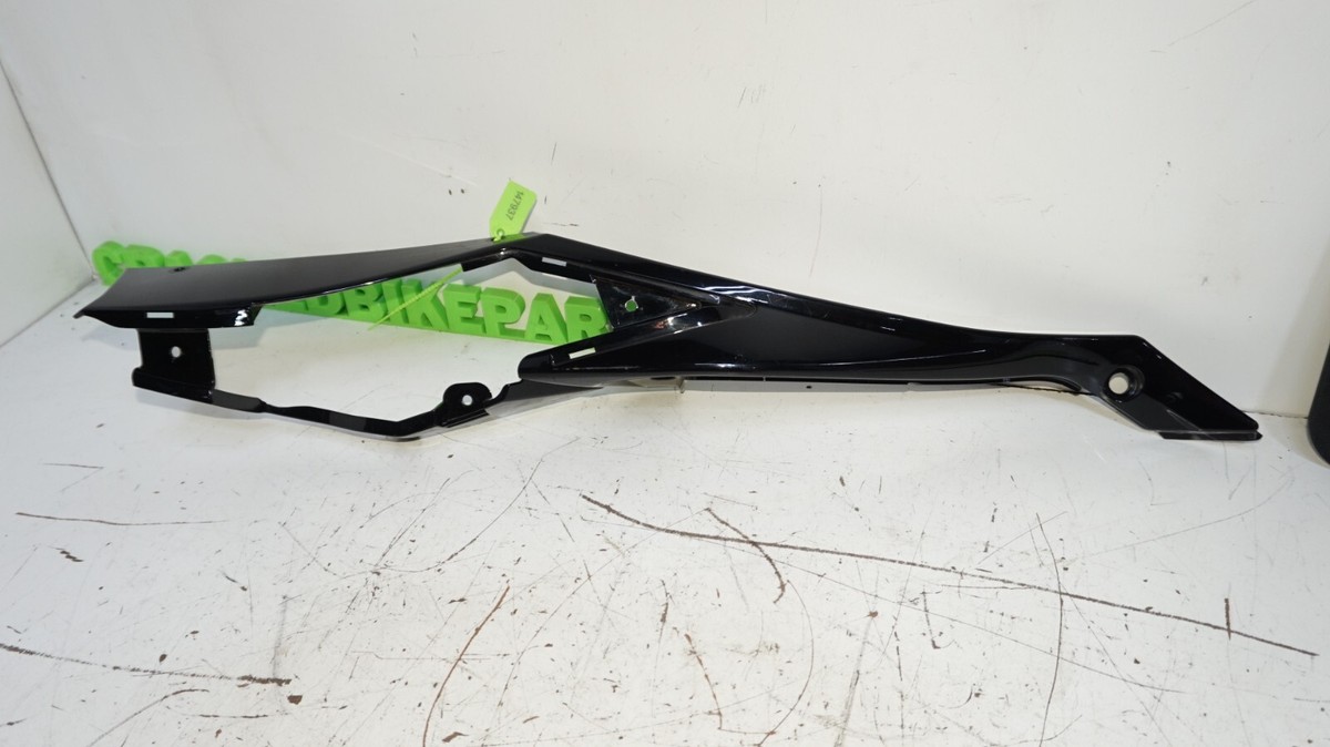 Jun 2008 09 Suzuki GSXR 600 750 LEFT Side Cover Frame Fairing 47111